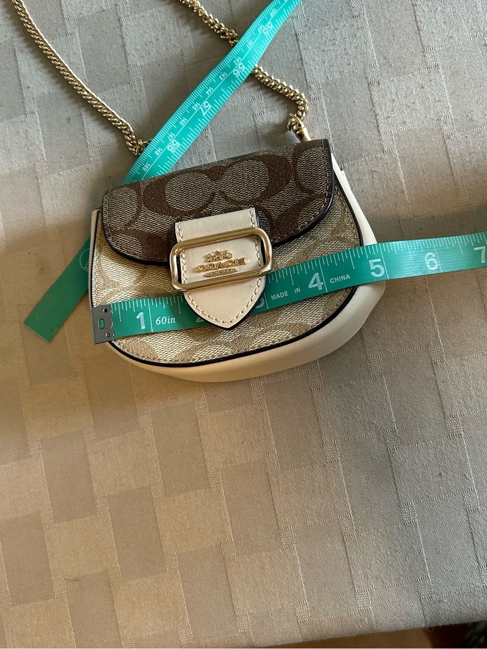 Coach Outlet Morgan Card Case in Chain - Picture 13 of 14